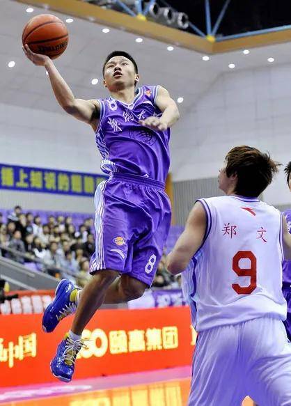 娄底市业余篮球联赛冠军_娄底顶级俱乐部篮球_娄底篮球比赛2020