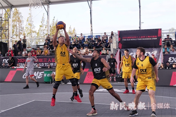 白云区初中男子篮球联赛冠军_白云区篮球比赛_白云中学篮球队