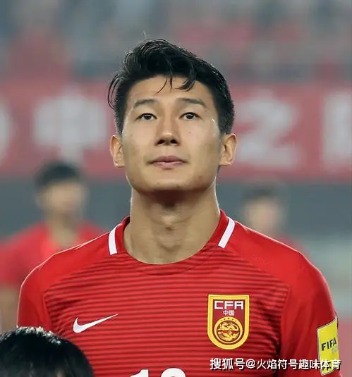 足球历史身价最高的球员_国内足球身价最高的是谁_中国足球历史球员最高身价